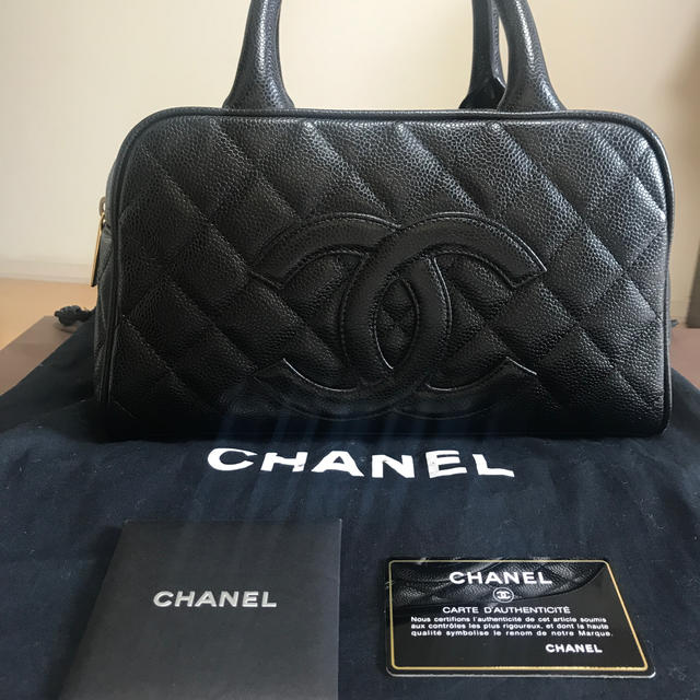 CHANEL(シャネル)の美品！！CHANEL ミニボストン週末まで値下げ レディースのバッグ(ボストンバッグ)の商品写真