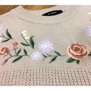 ダブルクローゼット(w closet)のw closet  ダブルクローゼット 花刺繍 ニット ダスティピンク(ニット/セーター)