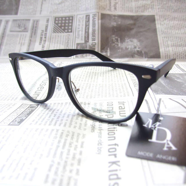 ウェリントン伊達メガネ/マット レディースのファッション小物(サングラス/メガネ)の商品写真