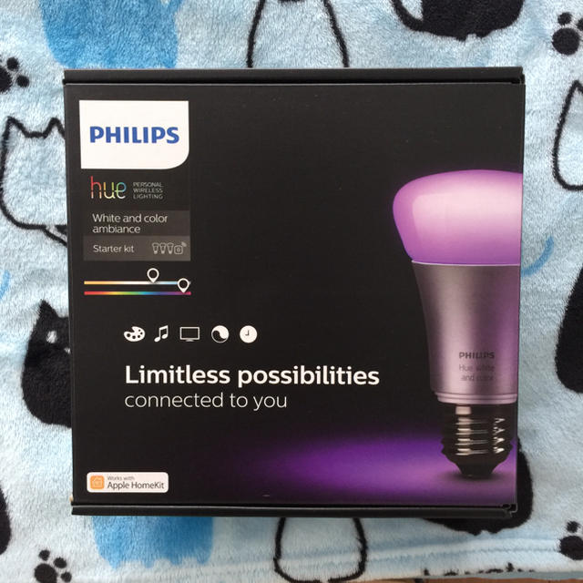 PHILIPS(フィリップス)のPHILIPS hue スターターキット インテリア/住まい/日用品のライト/照明/LED(蛍光灯/電球)の商品写真