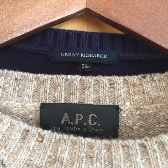 A.P.C(アーペーセー)の価格変更✨APC×アーバンリサーチ 秋冬ニット 2枚セット メンズのトップス(ニット/セーター)の商品写真