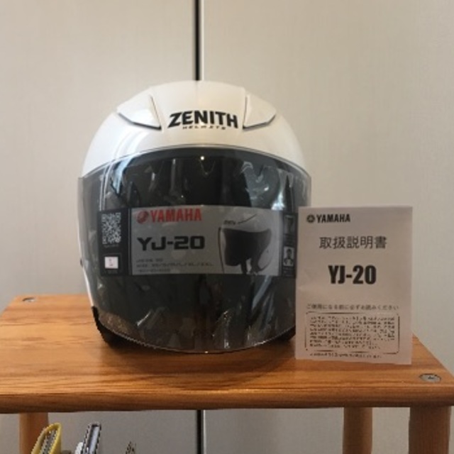 ZENITH(ゼニス)のZENITH（YJ-20）Lサイズ　ジェットヘルメット　YAMAHA 自動車/バイクのバイク(ヘルメット/シールド)の商品写真