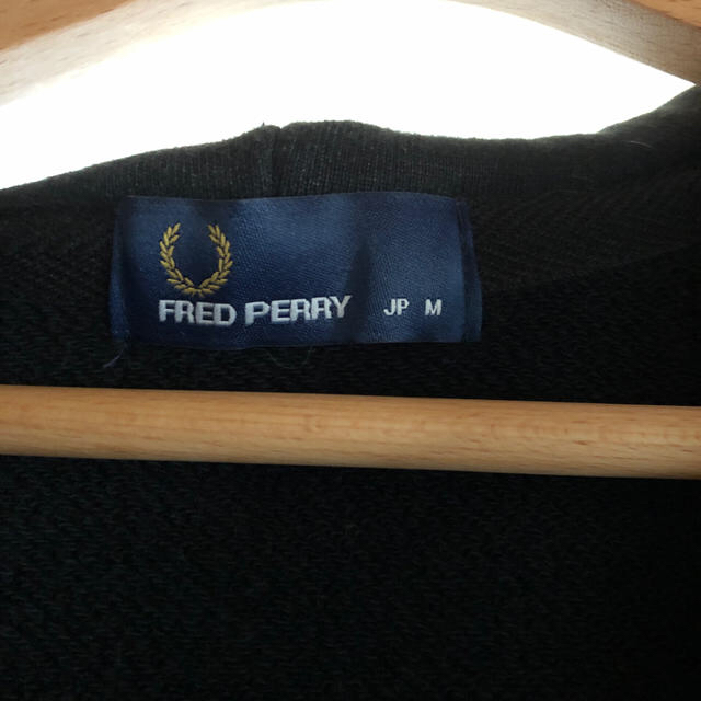 FRED PERRY(フレッドペリー)のフレッドペリー FREDPERRY パーカー レディース レディースのトップス(パーカー)の商品写真