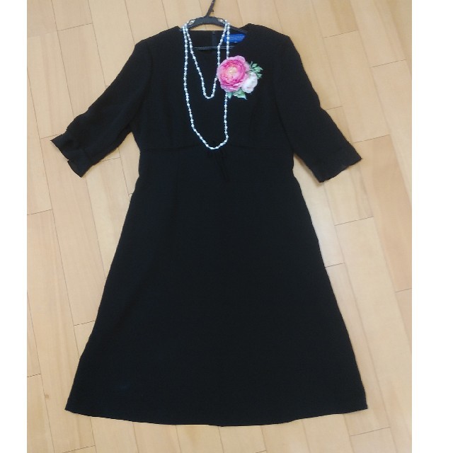 SOIR(ソワール)の東京ソワール ブラックフォーマル ワンピース 15号 レディースのフォーマル/ドレス(礼服/喪服)の商品写真
