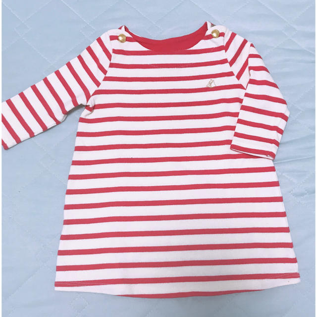 PETIT BATEAU(プチバトー)のプチバトーピンクボーダーワンピース12months/74cm キッズ/ベビー/マタニティのベビー服(~85cm)(ワンピース)の商品写真