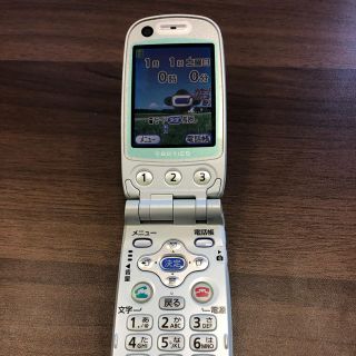 エヌティティドコモ(NTTdocomo)のdocomo FOMA F881iES らくらくホン(携帯電話本体)