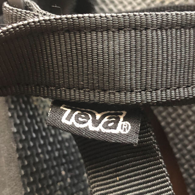 Teva(テバ)のTeva 厚底 US7 24cm 黒サンダル スポーツサンダル 美品 レディースの靴/シューズ(サンダル)の商品写真