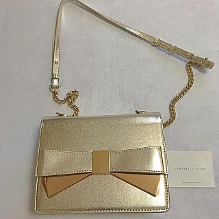 チャールズアンドキース(Charles and Keith)のうぱさん専用★チャールズアンドキース ショルダーバッグ ゴールド(ショルダーバッグ)