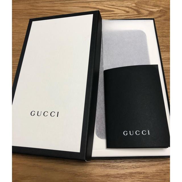 Gucci(グッチ)のGUCCI iphone6plusケース スマホ/家電/カメラのスマホアクセサリー(iPhoneケース)の商品写真