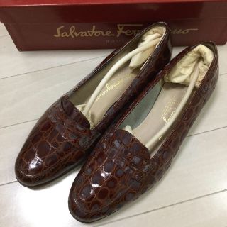 フェラガモ(Ferragamo)のフェラガモ パンプス 美品 訳あり(ハイヒール/パンプス)