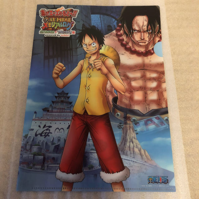 ONE PIECE A4クリアファイル エンタメ/ホビーのアニメグッズ(クリアファイル)の商品写真