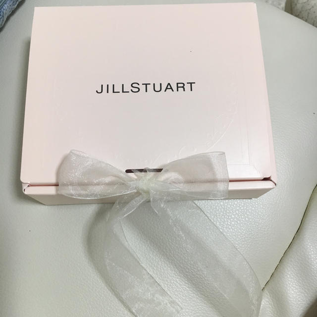 JILLSTUART(ジルスチュアート)のジルスチュアート  リップ ハンドクリーム コスメ/美容のキット/セット(コフレ/メイクアップセット)の商品写真