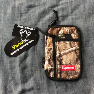 シュプリーム(Supreme)のSupreme Small Zip Pouch Camo(ポーチ)