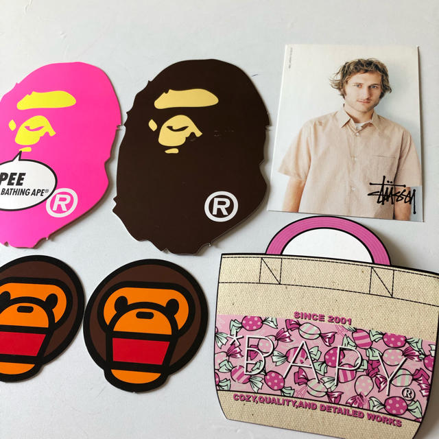 A BATHING APE(アベイシングエイプ)の【レア】APE★ショップカード エンタメ/ホビーのコレクション(その他)の商品写真