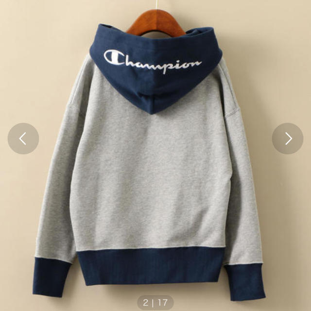 Champion(チャンピオン)の【未使用】champion BIG-Cフーディー キッズ/ベビー/マタニティのキッズ服男の子用(90cm~)(Tシャツ/カットソー)の商品写真