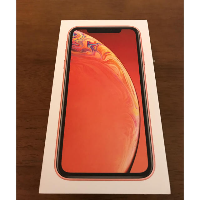 新品 iPhone XR 64 GB コーラル SIMロック 解除予定 スマホ/家電/カメラのスマートフォン/携帯電話(スマートフォン本体)の商品写真