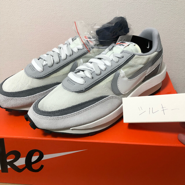 NIKE  SACAI  LDWAFFLE ホワイト