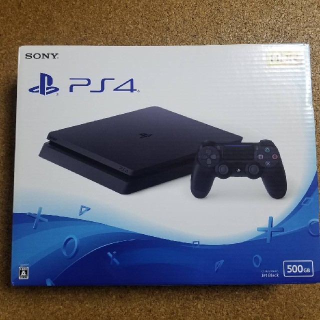 PlayStation4(プレイステーション4)の新品・未開封　PlayStation4本体　PS4本体 エンタメ/ホビーのゲームソフト/ゲーム機本体(家庭用ゲーム機本体)の商品写真