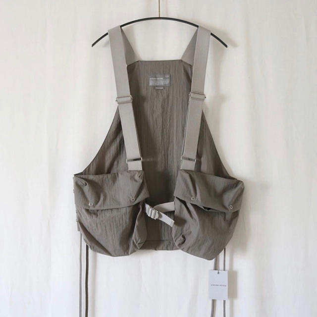 ATELIER BETON  function tool vest (gray)