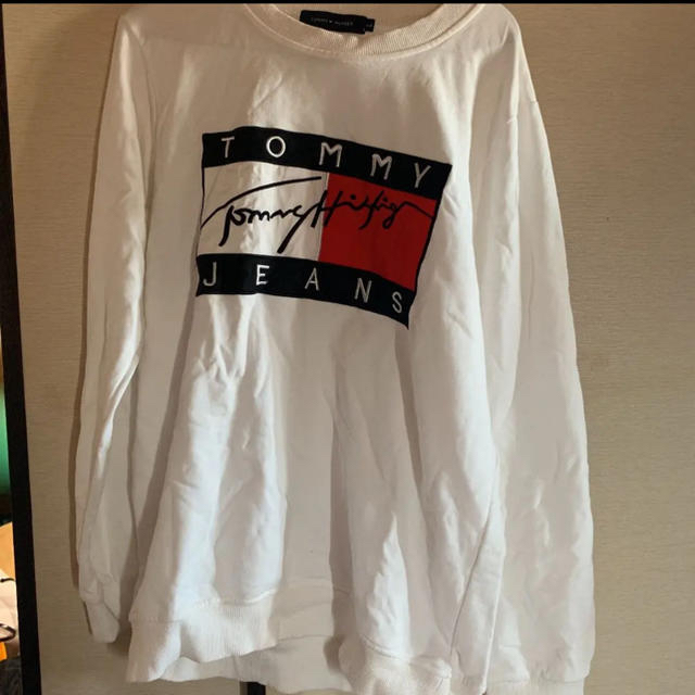 TOMMY(トミー)のTOMMY JEANS トレーナー レディースのトップス(トレーナー/スウェット)の商品写真