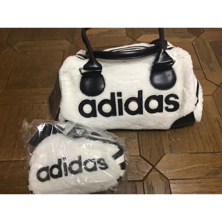 アディダス(adidas)のバッグ(ハンドバッグ)