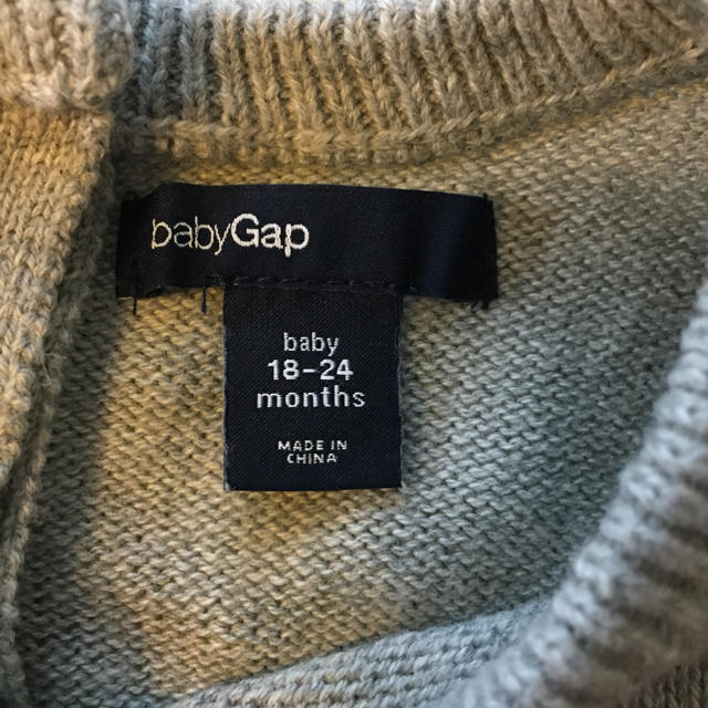 babyGAP(ベビーギャップ)のbabygap  ハート柄 フリル ニット キッズ/ベビー/マタニティのキッズ服女の子用(90cm~)(ニット)の商品写真