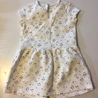 ザラキッズ(ZARA KIDS)のzarababy   小花柄 ワンピース(ワンピース)