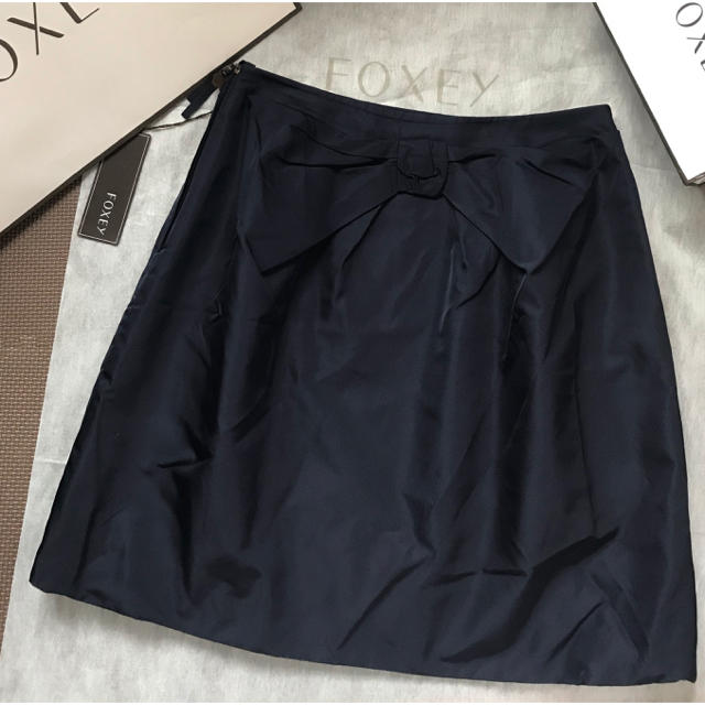 FOXEY(フォクシー)の紙タグあり✨FOXEY２フェイススカート40 レディースのスカート(ひざ丈スカート)の商品写真