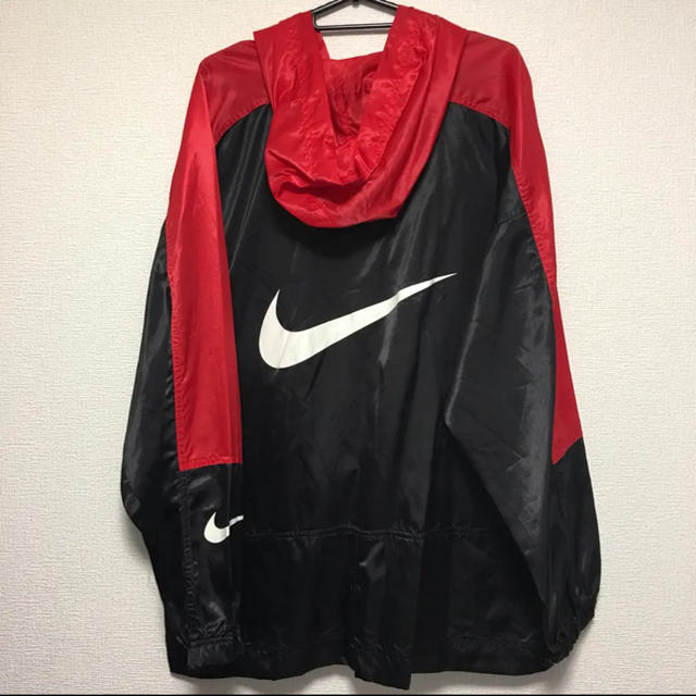 NIKE(ナイキ)のNIKE 90s ナイロン アノラック パーカー ジャケット 黒赤 ブレッド メンズのジャケット/アウター(ナイロンジャケット)の商品写真