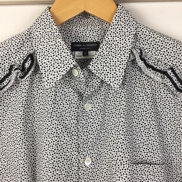 COMME des GARCONS HOMME PLUS(コムデギャルソンオムプリュス)の美品 コムデギャルソンオムプリュス 長袖シャツ ホワイト サイズXS メンズのトップス(シャツ)の商品写真