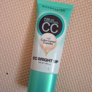 メイベリン(MAYBELLINE)のCCクリーム(BBクリーム)