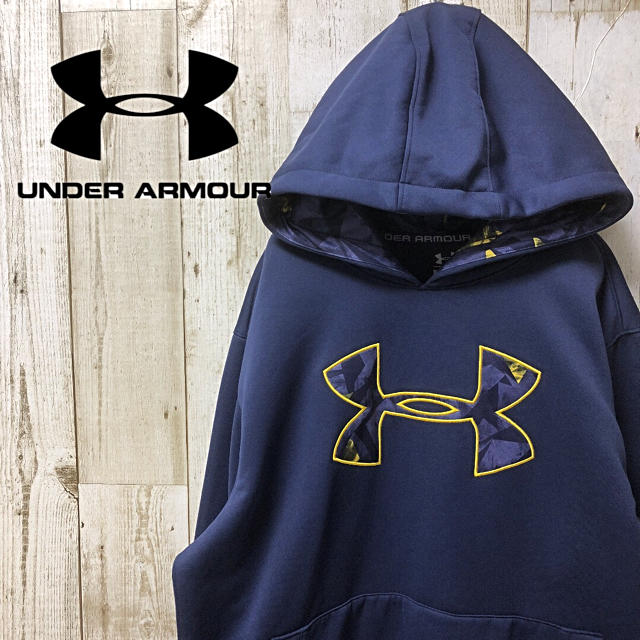 【激レア】UNDER ARMOUR アンダーアーマー デカロゴ  パーカー MD