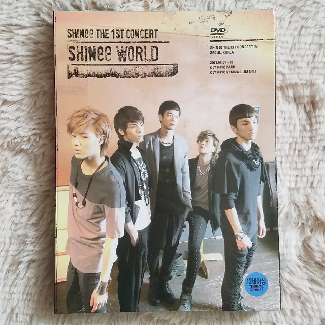 SHINee(シャイニー)のSHINee THE 1ST CONCERT SHINee  WORLD エンタメ/ホビーのDVD/ブルーレイ(ミュージック)の商品写真