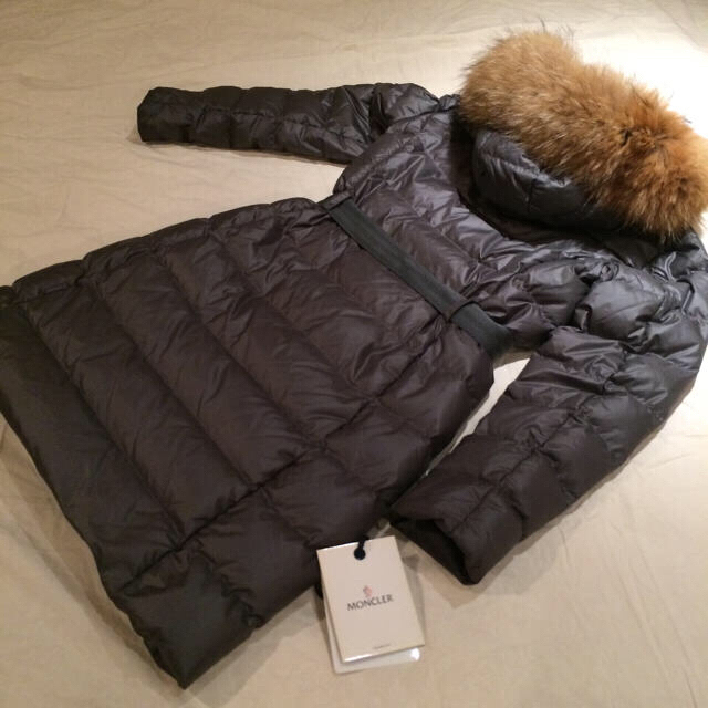 高評価低価 MONCLER - モンクレール ダウンコート グレー お値下げしま