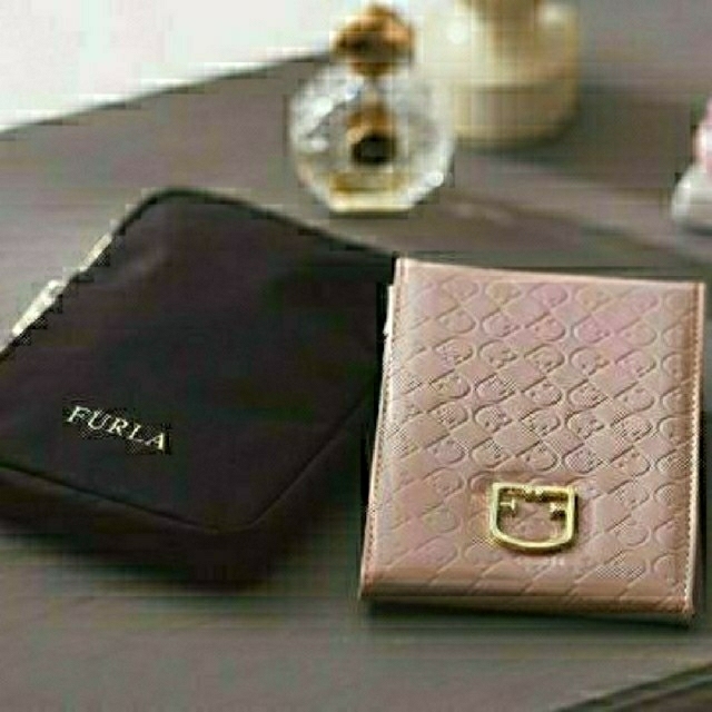 Furla(フルラ)のsweet付録   レディースのファッション小物(ミラー)の商品写真