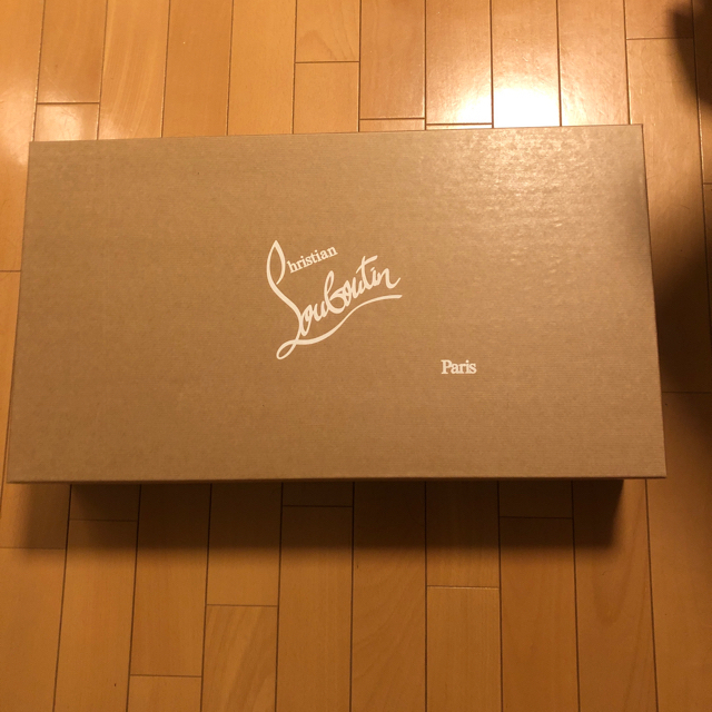 Christian Louboutin(クリスチャンルブタン)のルブタン 空き箱 ブーツ 保存用 保存箱 空箱  レディースの靴/シューズ(ブーツ)の商品写真