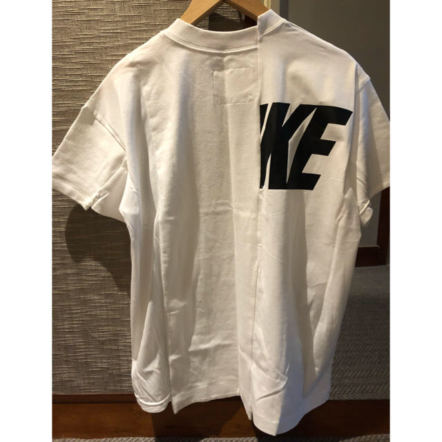 sacai(サカイ)の最終値下げ NIKE sacai コラボTシャツ Mサイズ レディースのトップス(Tシャツ(半袖/袖なし))の商品写真
