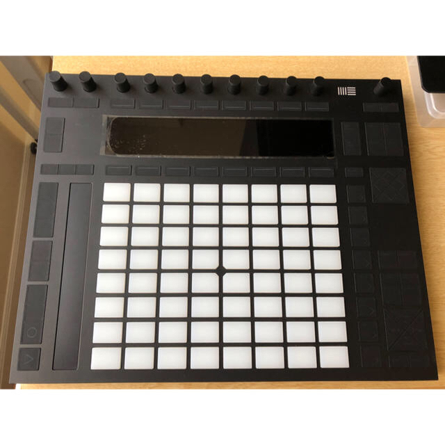 特別販売 ableton push2 midi コントローラー live - yankedesignstc.com