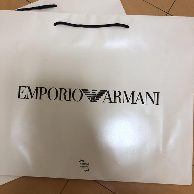 Emporio Armani(エンポリオアルマーニ)の新品エンポリオアルマーニL二枚 レディースのトップス(Tシャツ(半袖/袖なし))の商品写真