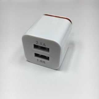 ポータブルACアダプタ USB 5V1A 50/60Hz(バッテリー/充電器)