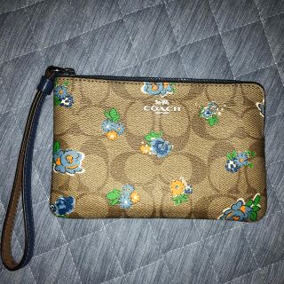 コーチ(COACH)の新品 COACH ポーチ(ポーチ)