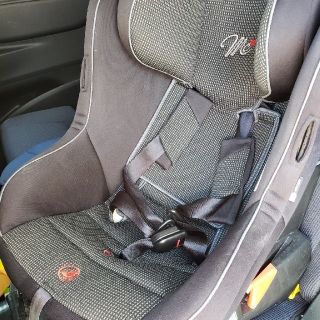 ニシマツヤ(西松屋)の【ISOFIX】マムズキャリー チャイルドシート(自動車用チャイルドシート本体)