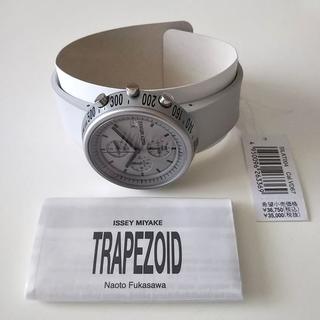 イッセイミヤケ 腕時計 トラペゾイド SILAT004 クロノグラフ