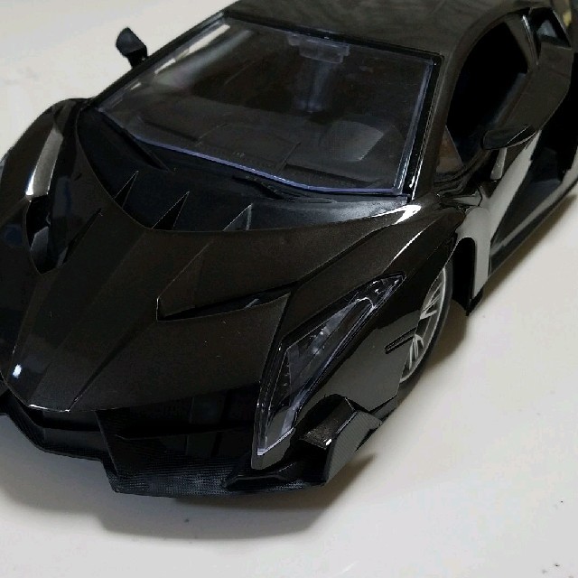 Lamborghini ランボルギーニヴェネーノ ラジコン 黒の通販 By すいすい ランボルギーニならラクマ