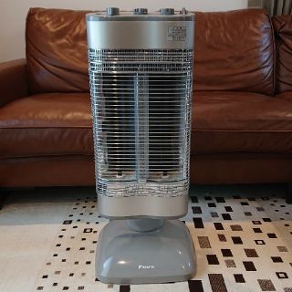 ダイキン(DAIKIN)のダイキン セラムヒート 【最終大幅値下げ！！】(電気ヒーター)