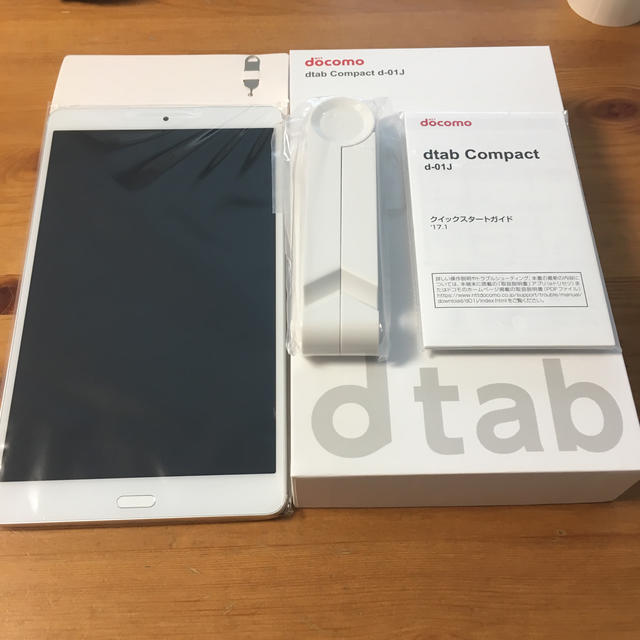 (未使用) ドコモ タブレット dtab Compact d-01J