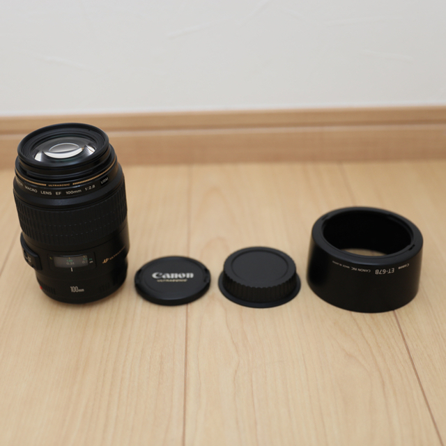 Canon 単焦点マクロレンズ EF 100mm F2.8 マクロ USMのサムネイル