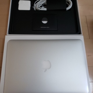アップル(Apple)のMacBook Air 2017　128G　ほぼ未使用品(ノートPC)