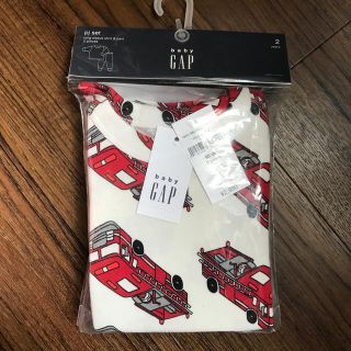 ベビーギャップ(babyGAP)の※しおりさん専用※    新品 GAP パジャマ 男の子 消防車 (パジャマ)