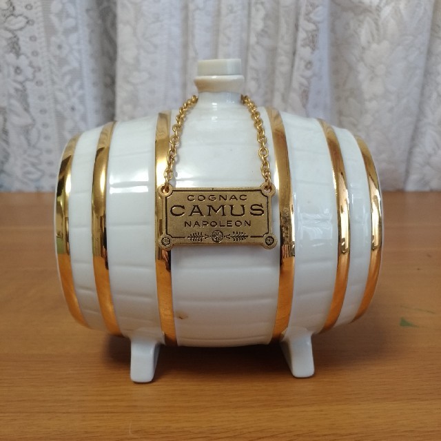 CAMUS カミュ ナポレオン 白樽陶器ボトル
